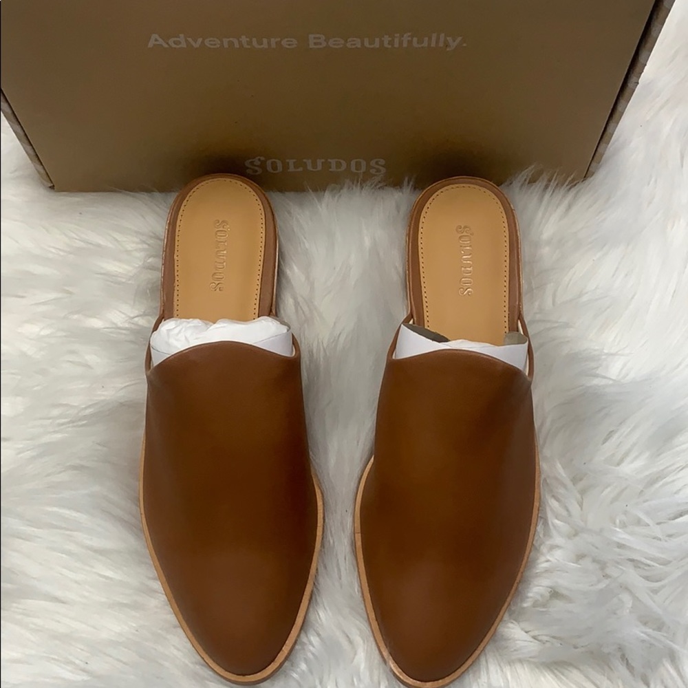 NWT Soludos Venetian Leather Mules, size 8